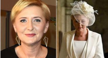 Brytyjska ekspertka zakpiła ze stylizacji Agaty Dudy: Klimat ślubu w Urzędzie Stanu Cywilnego