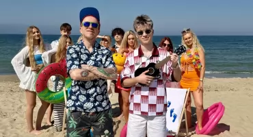 Ten utwór znów będzie wszędzie? WonerS i Lubert odświeżyli kultowy przebój