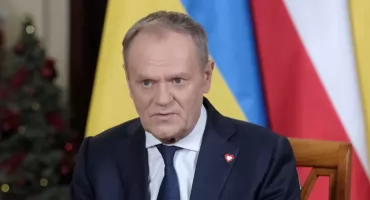 Donald Tusk pobiera TRZY EMERYTURY. Co miesiąc dostaje ogromną kwotę